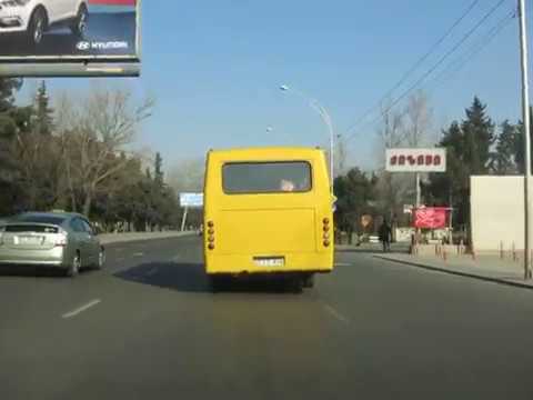 ამორტიზირებული ყვითელი ავტობუსი  - TTC 818